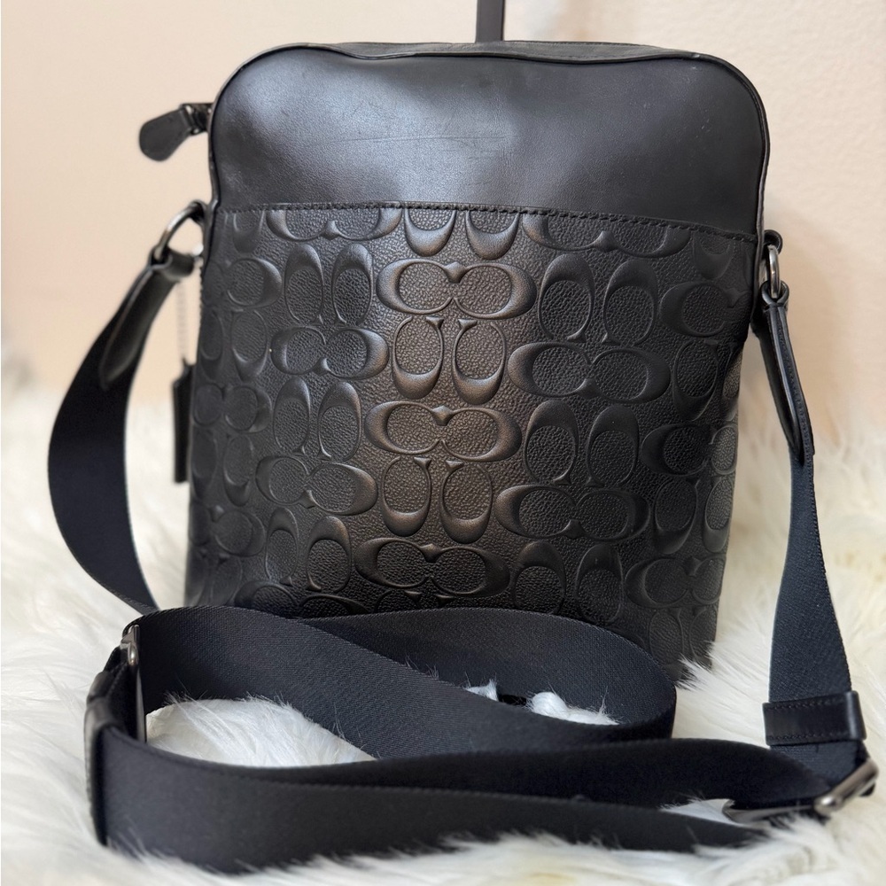 Coach Houston Flight Bag In Signature Leather. - Picture 2 of 11